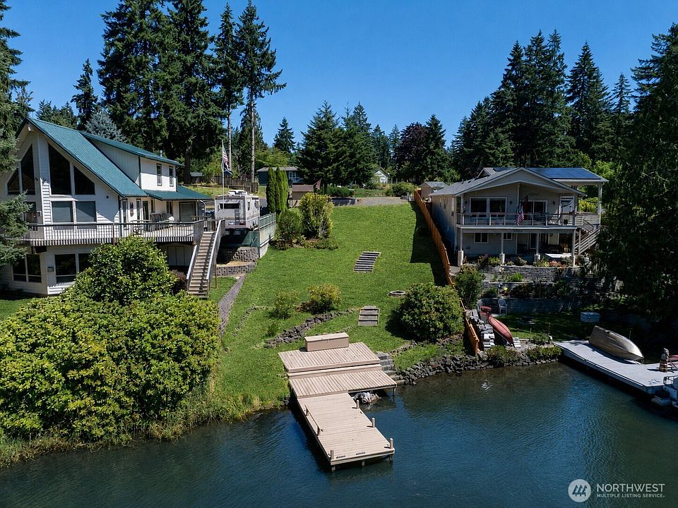 1st image of 350 SE Crescent Drive