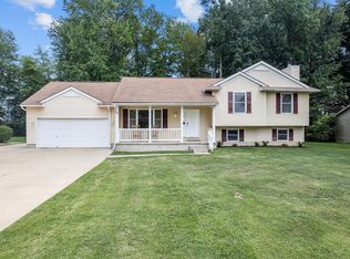 122 Aaron Dr, Mount Orab, OH 45154