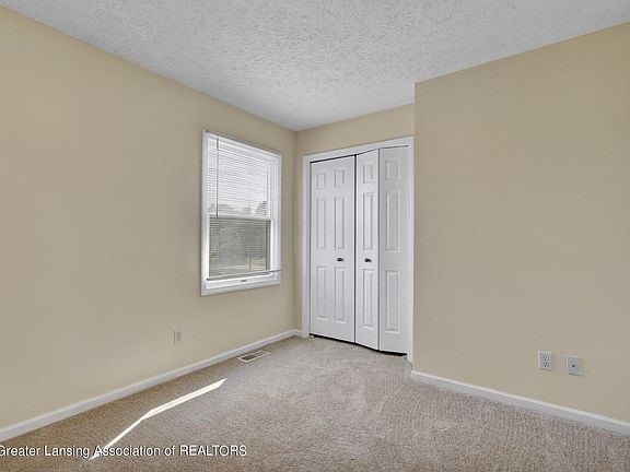 5th image of 5330 Fairbanks