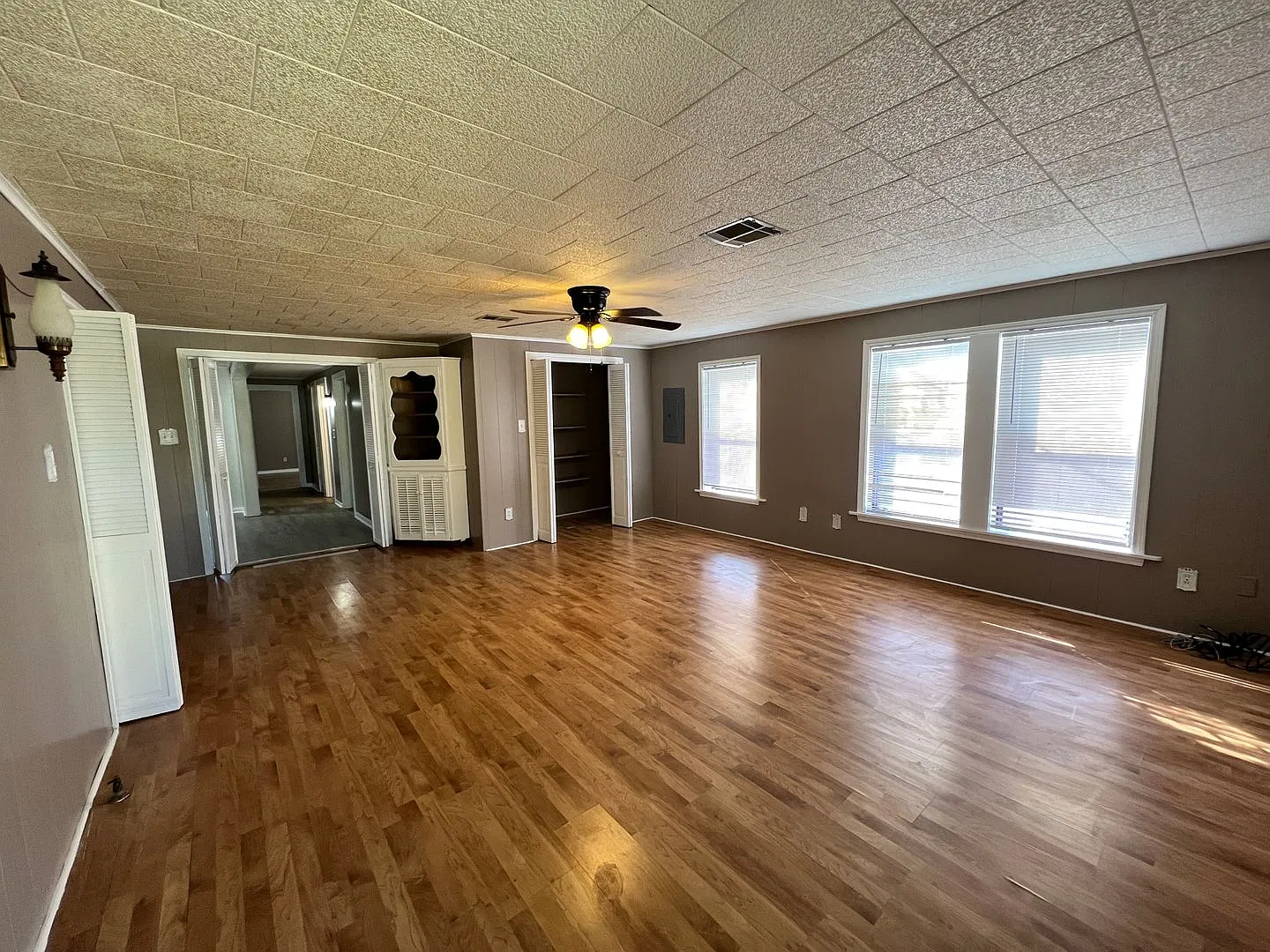 Huge home for rent! — Photo 2