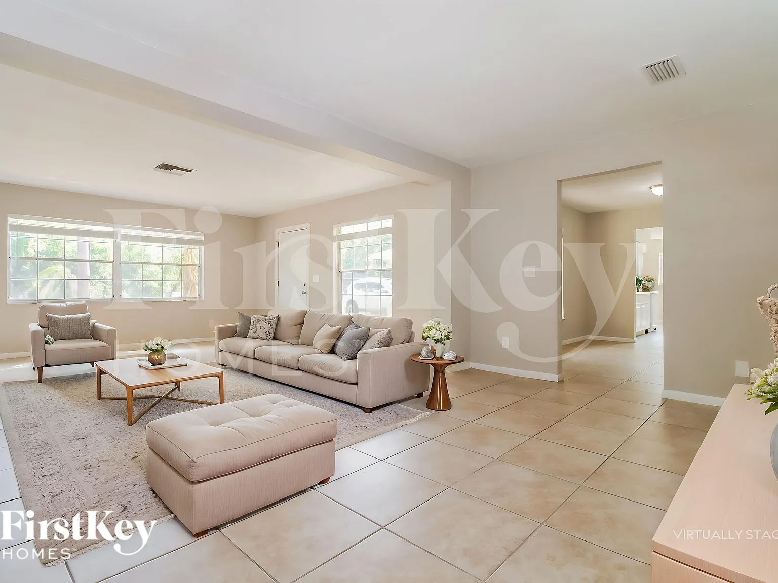 3 bed, 2.0 bath, 1813 sqft, $2,175 — Photo 3