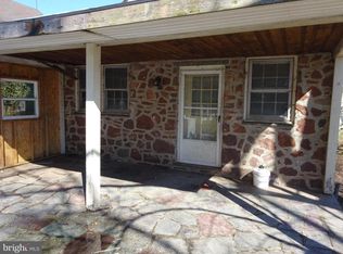 5 Harley Dr, Boyertown, PA 19512