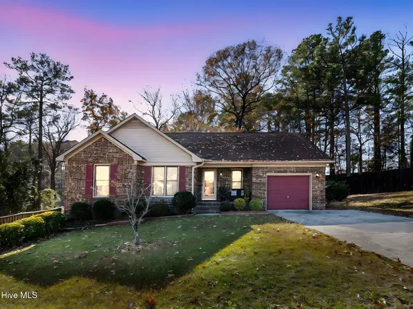 5004 Summer Ridge Road, Fayetteville, NC 28303