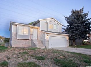 5826 S 3260 W, Roy, UT 84067