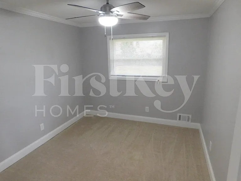 2742 Sherlock Dr — Photo 5