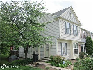 1st image of 1827 Oxford Sq