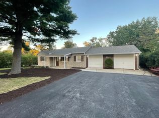 5547 S Peck Ave, Countryside, IL 60525