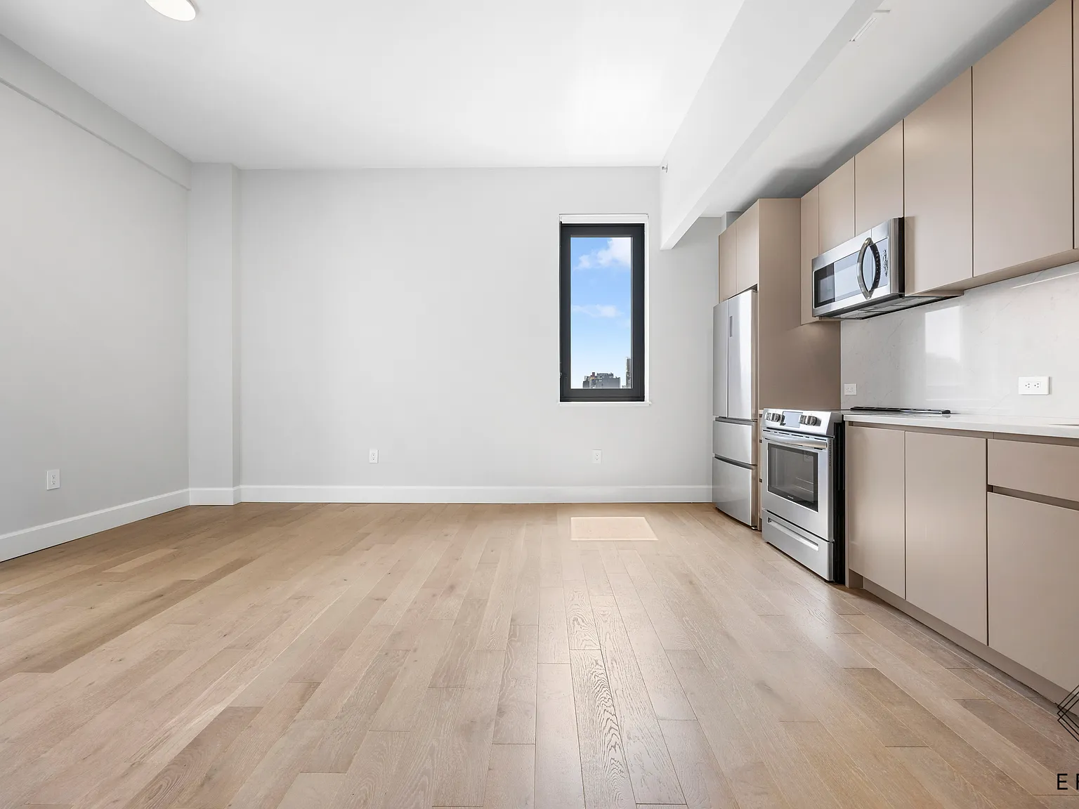 262 9th Street — Photo 3