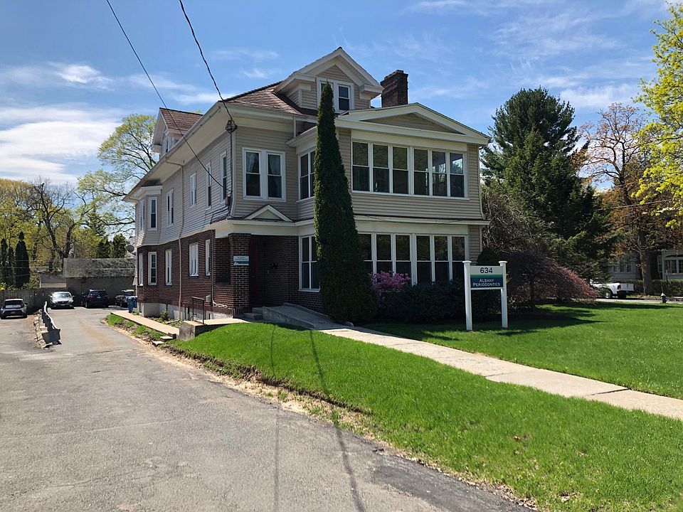 Front of 634 Western Avenue