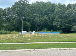 1582 Carolyn Dr, Benton Harbor, MI 49022