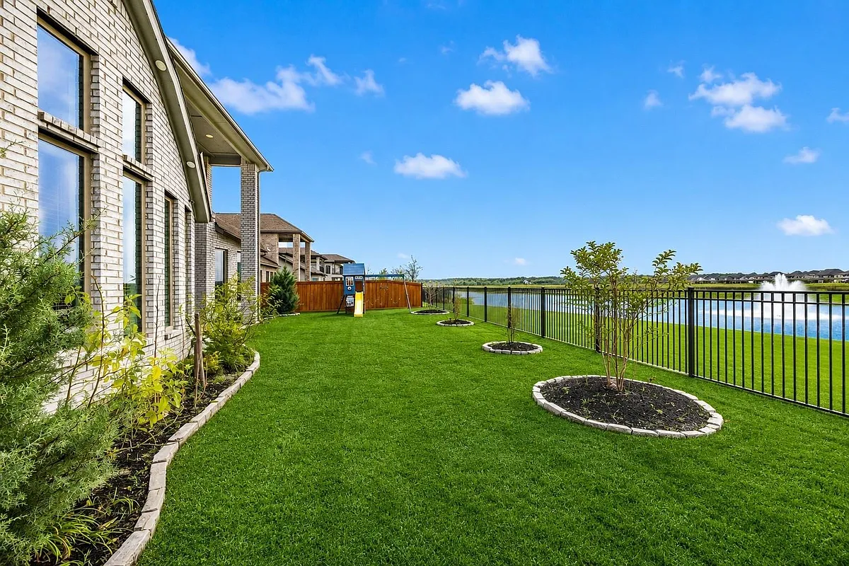 Building Photo - 13807 Dorado Pointe Dr