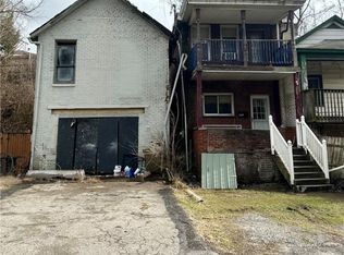 330 Nesbitt St, Carnegie, PA 15106