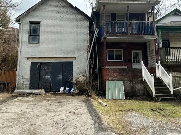 330 Nesbitt St, Carnegie, PA 15106