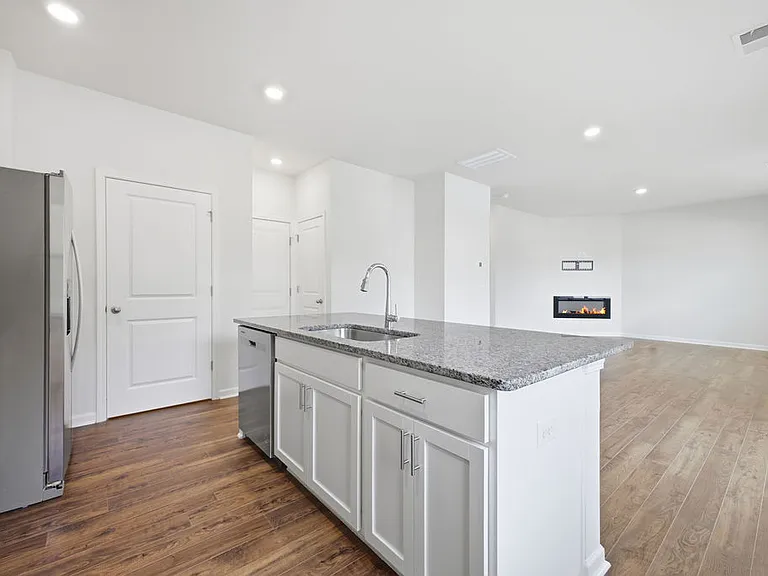 560 Country Oak Dr — Photo 17