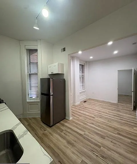 1904 Fairmount Ave #1 — Photo 4