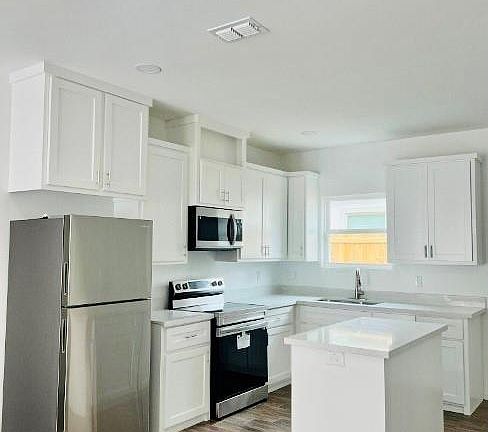4th image of 7006 N 56th St