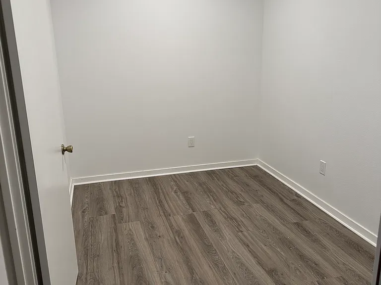 1353 Rainbow Ln — Photo 22