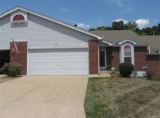 1602 Lienemann Dr, Saint Peters, MO