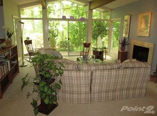 2677 E Collingswood Dr, Beloit, WI 53511