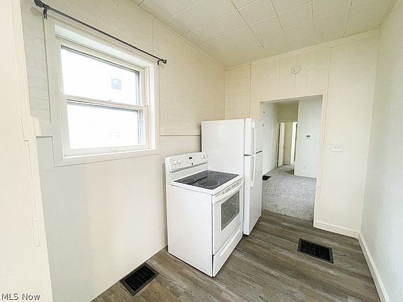 3rd image of 1509 May St