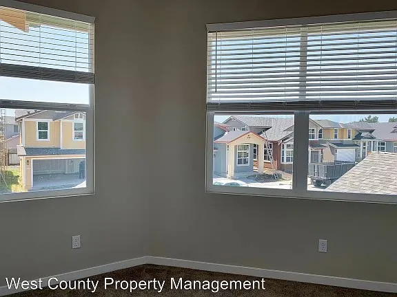 984 Brunello Dr — Photo 15