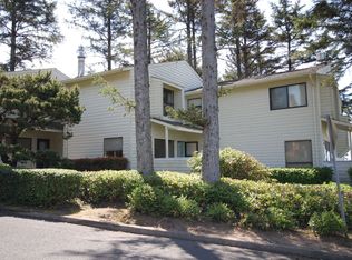 3250 NW Oceanview Dr APT 2, Newport, OR
