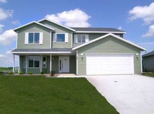 538 Meadowlark Ln, Eden Valley, MN 55329