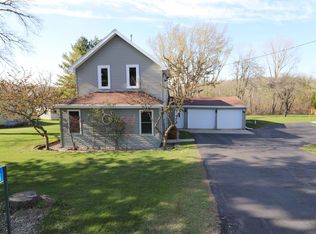 W6644 Center Valley Rd, Shiocton, WI 54170