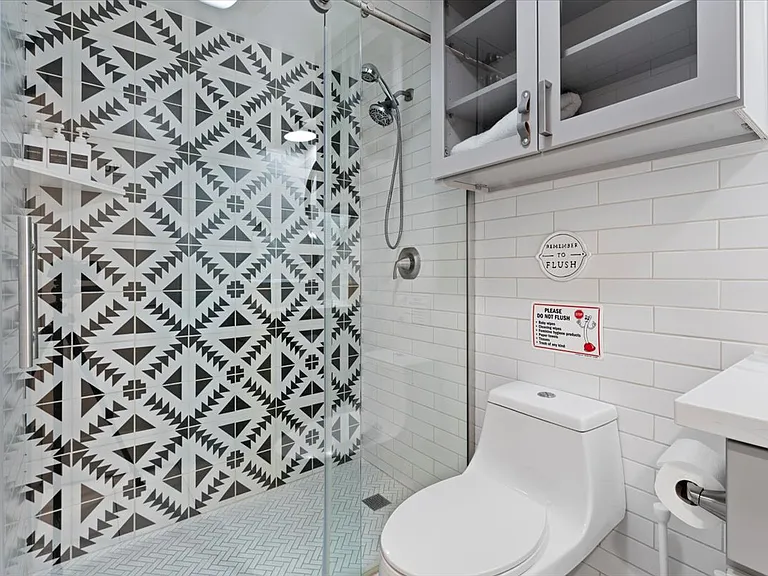 1300 Regency Way #45 — Photo 11