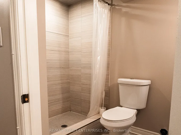 8 Salmond Ct #LOWER — Photo 7