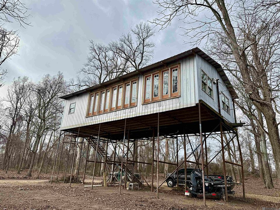 1st image of 746 S Prong Rd