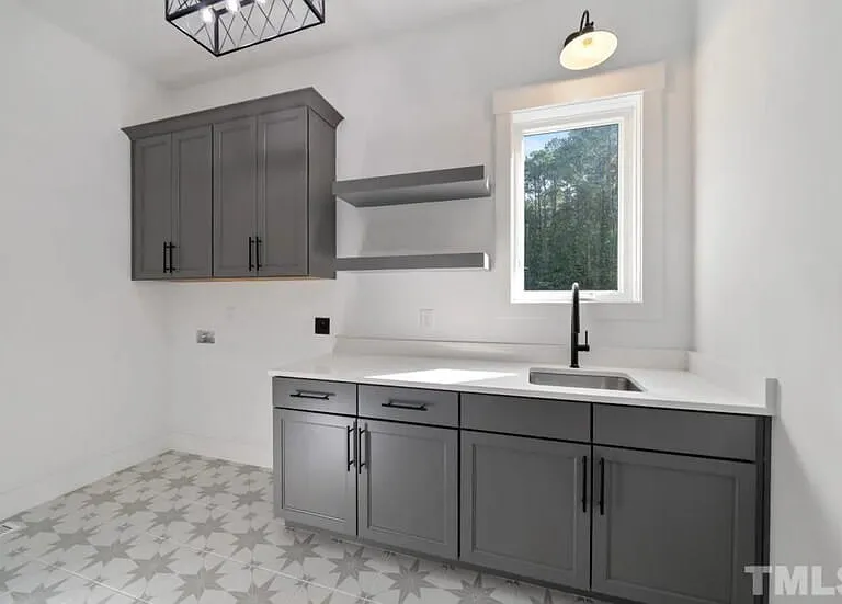 1512 Rock Dove Way — Photo 35