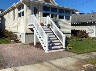 17 Sims Ave, Manasquan, NJ 08736