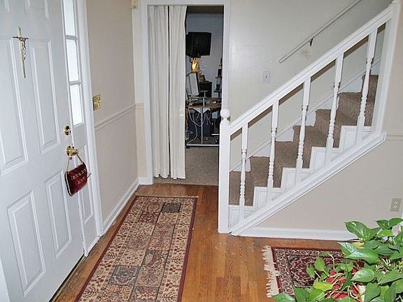 2nd image of 1907 Nantucket Dr