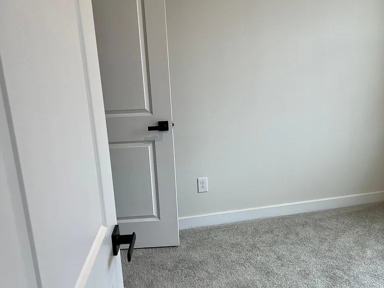 3736 Ellington St — Photo 14