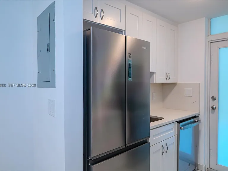 921 Jefferson Ave #3C — Photo 10