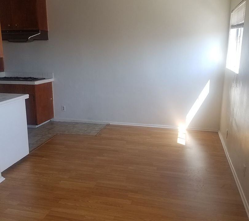 2nd image of 3622 4th Ave