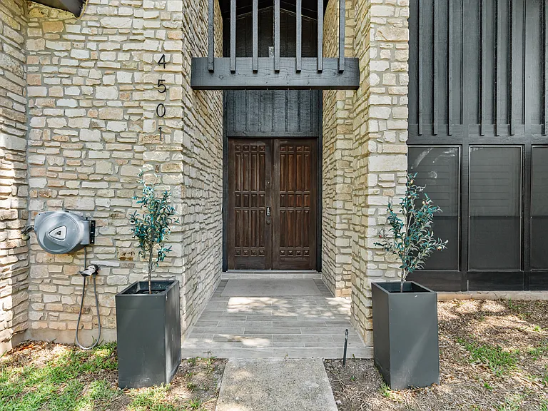 4501 Black Hickory Woods — Photo 39