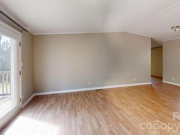 5th image of 3441 Laboratory Rd