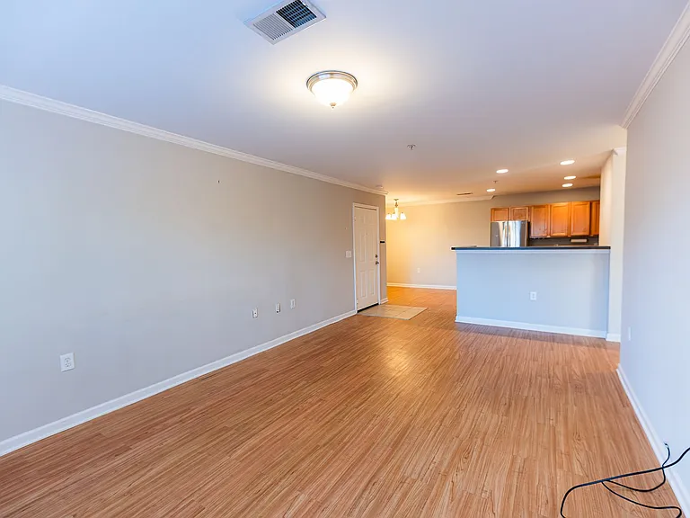 3712 Cotswold Ave #B — Photo 7