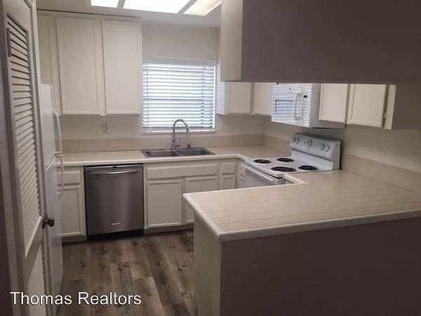 1st image of 4552 Georgia St Unit 6