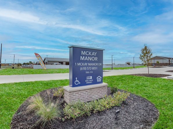 1 McKay Manor Dr #18