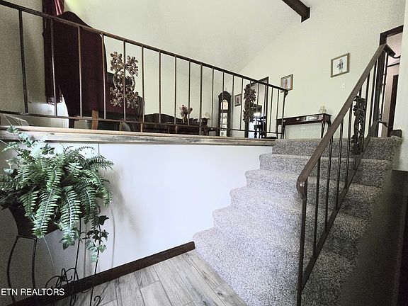 4th image of 4626 Marshall Dr