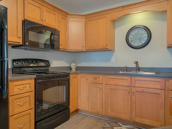 4th image of 1614 Whipple Dr #1