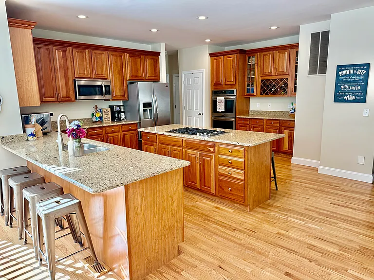 11 Windrose Dr — Photo 5