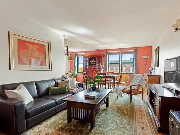 7423 Ridge Boulevard image 1 of 5
