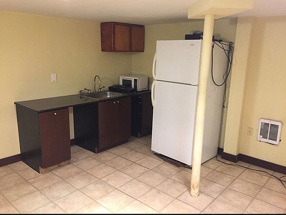 2nd image of 56 Eaton St Floor 1