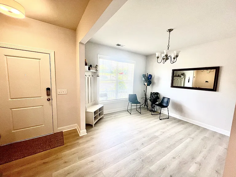 500 Rome Ct — Photo 10