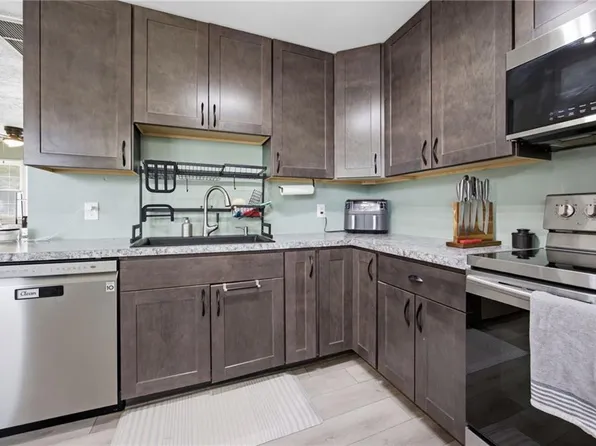 2536 E Little Creek Rd, Norfolk, VA 23518