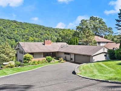 26 Lillinonah Drive, Brookfield, CT, 06804